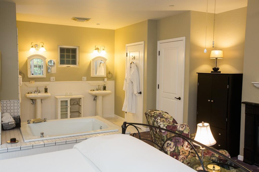 The Inn On First Napa Bilik gambar